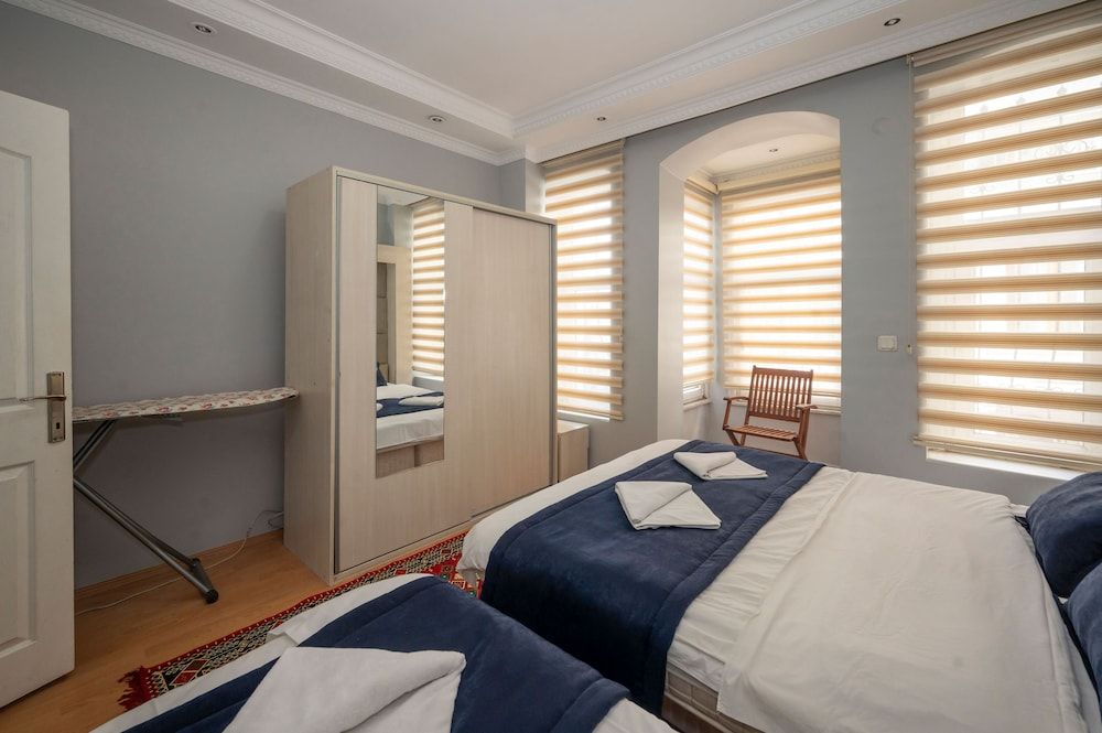 undefined Taksim Suite II 2