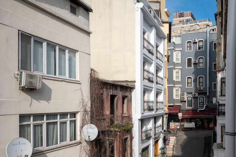 undefined Taksim Suite II 8