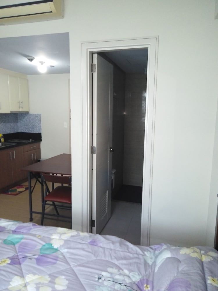 Henry's Newport Deluxe Studio 50