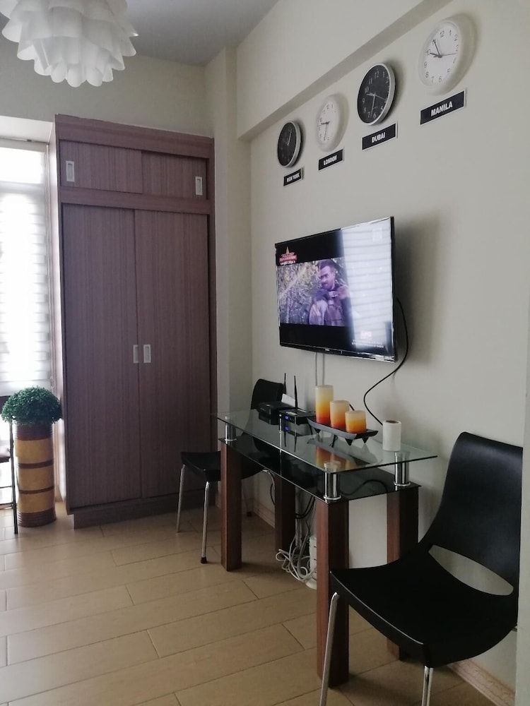 Henry's Newport Deluxe Studio 55