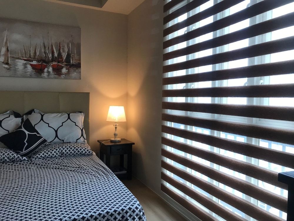 Henry's Newport Deluxe Studio 14