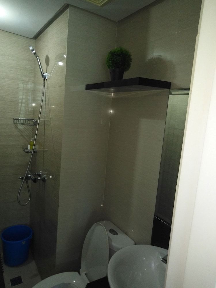 Henry's Newport Deluxe Studio 35