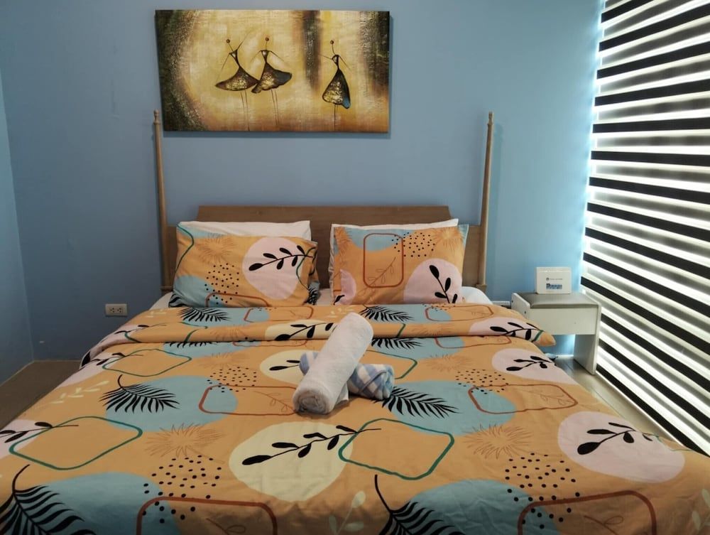 Henry's Newport Deluxe Studio 27