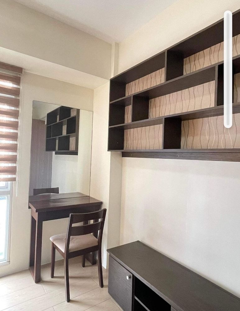 Henry's Newport Deluxe Studio 67