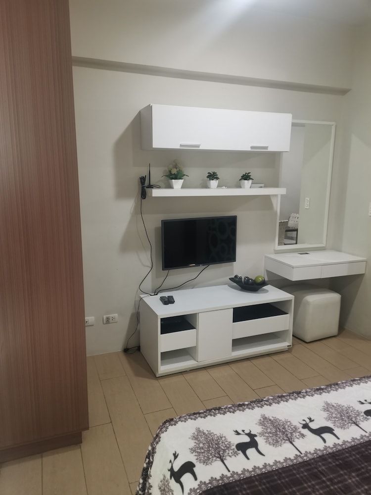 Henry's Newport Deluxe Studio 54