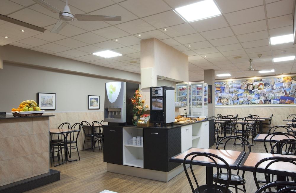 undefined Hostal Barcelona 5