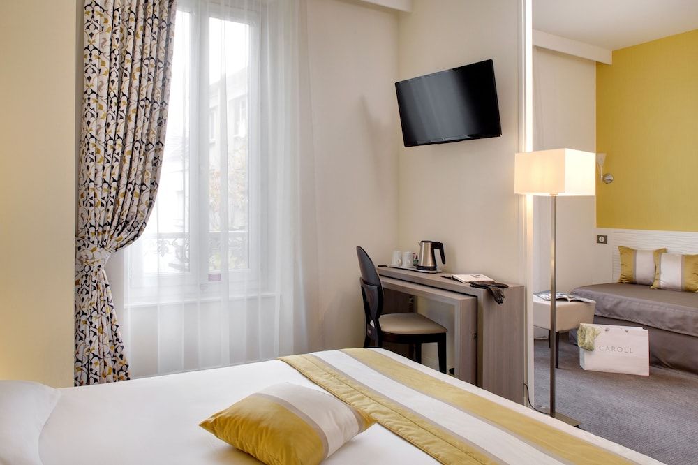HOTEL ARVERNA VICHY - ClT'HOTEL Comfort Plus Family Triple Room