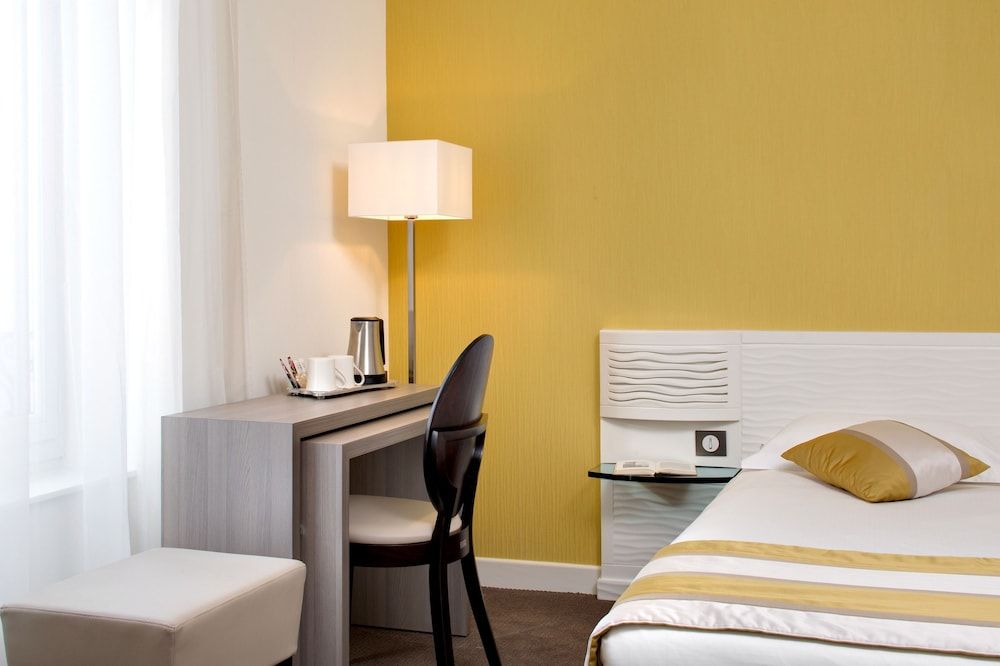 HOTEL ARVERNA VICHY - ClT'HOTEL Comfort Plus Room, 1 King Bed