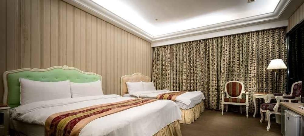undefined Ever Spring Hotel 4