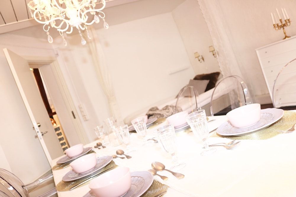 undefined Divine Living - Apartments 8