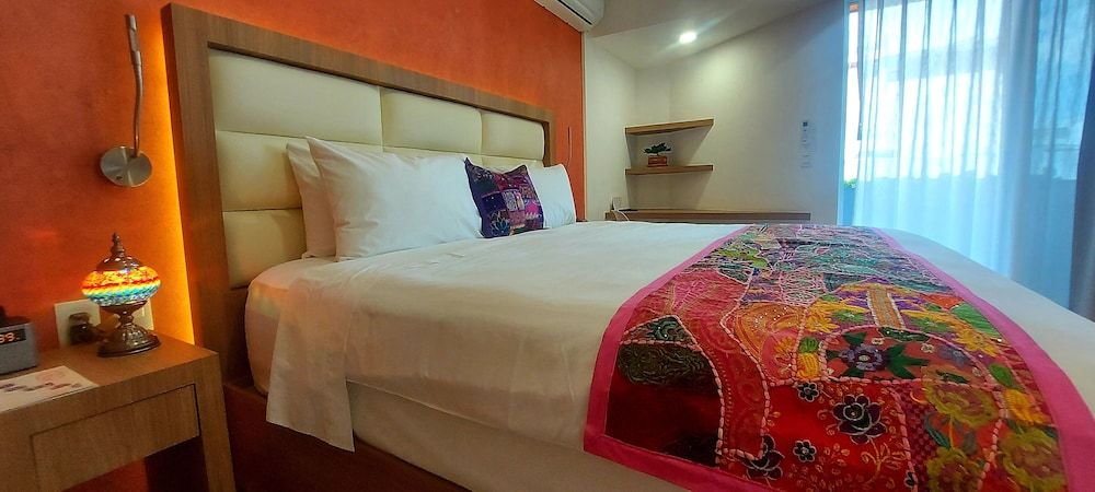 undefined Hotel Boutique Dawat WTC 2