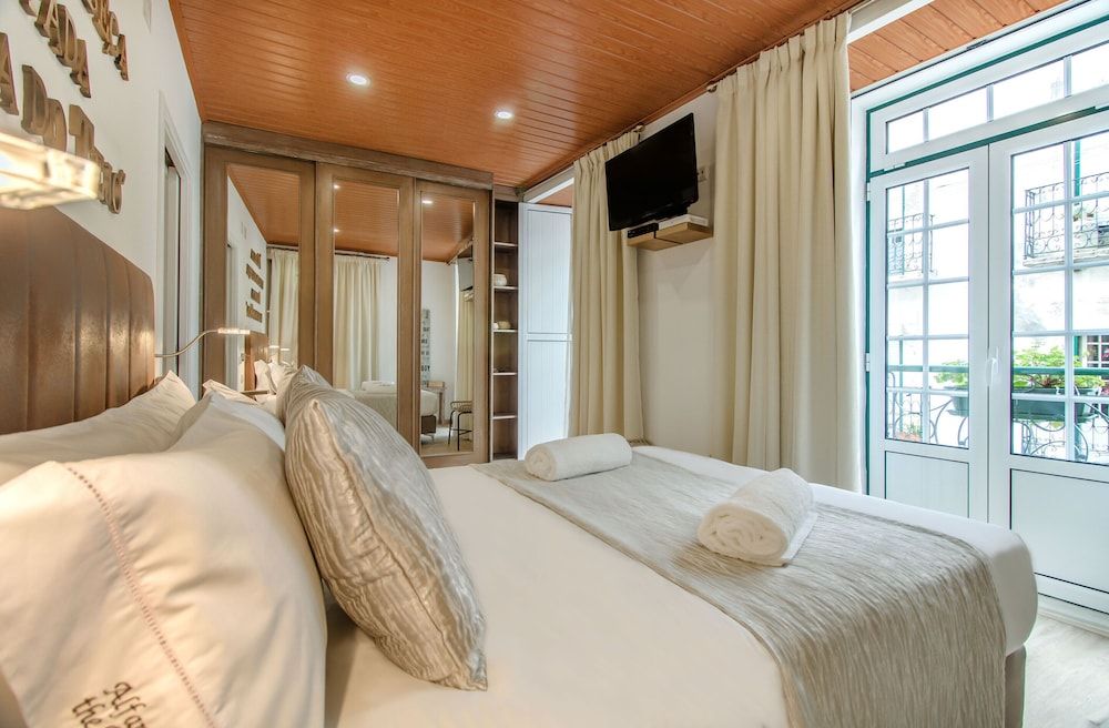 undefined Alfama The Best 8