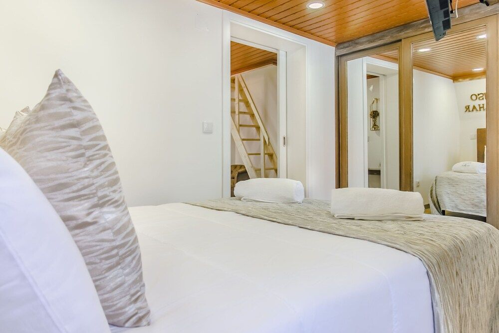 Alfama The Best Apartment, 2 Bedrooms, River View 3