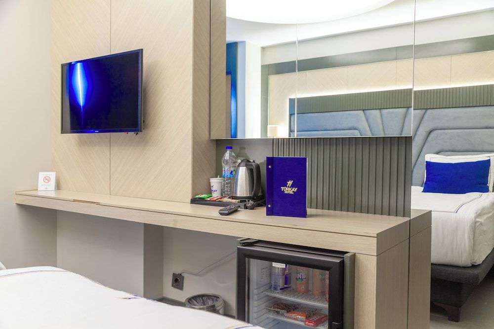 Turkay Hotel Deluxe Room, 1 King Bed, City View 25