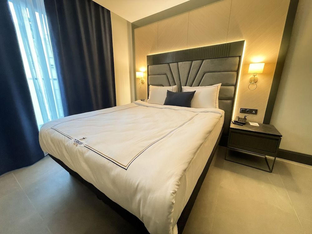 Turkay Hotel Deluxe Room, 1 King Bed, City View 5