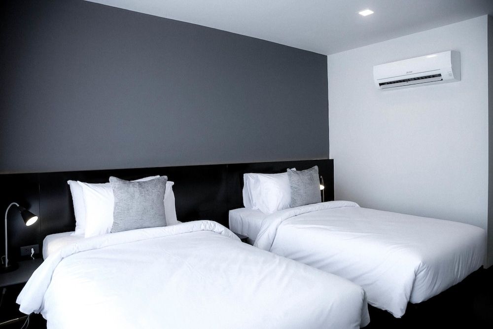 Crew Hotel Standard Twin Room, 2 Twin Beds, Non Smoking 3