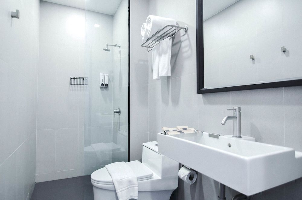 Crew Hotel Standard Twin Room, 2 Twin Beds, Non Smoking 6