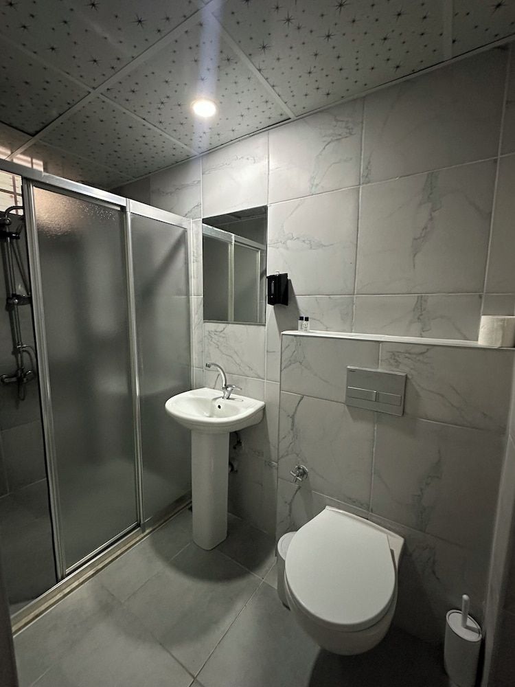 Babil Hotel Economy Room 7