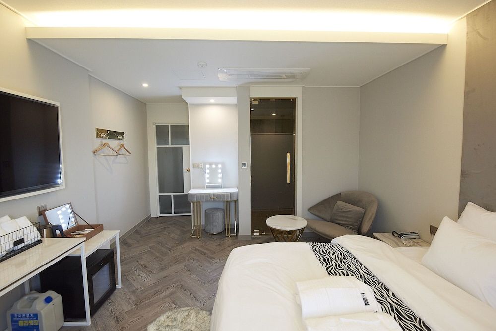 Den Basta Hotel Standard Double Room 8