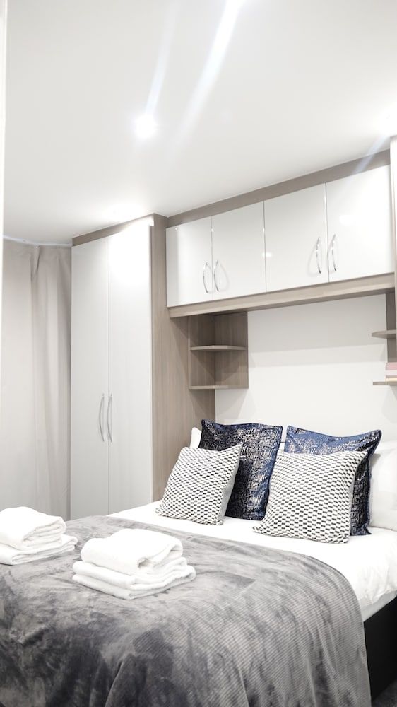 The Hatton Rooms Double Room (Room 2) 6