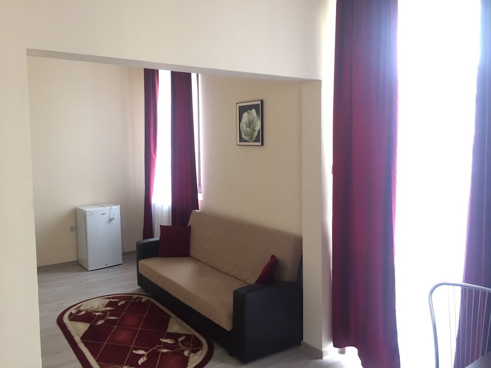 Continental Economy Single Room 7