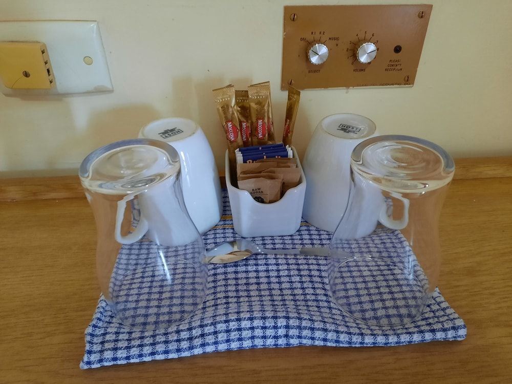 Boab Inn Standard Triple Room 2