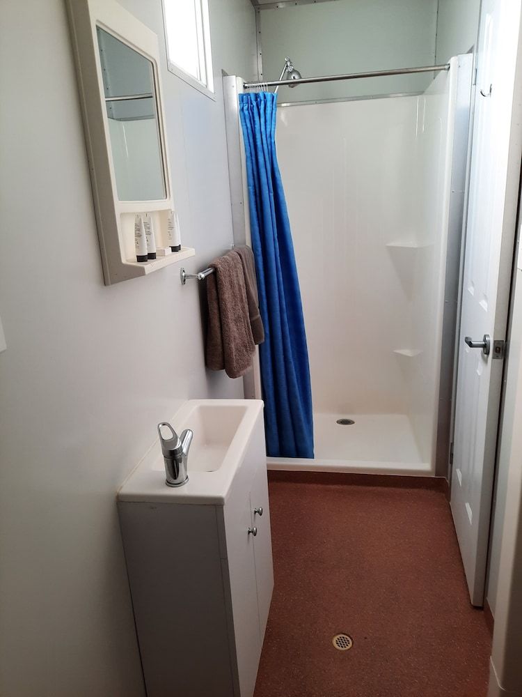 Boab Inn Basic Double Room 4