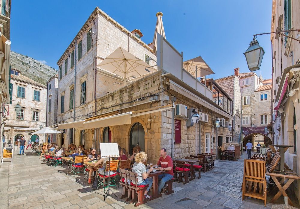 undefined Apartment & Room Joy 4