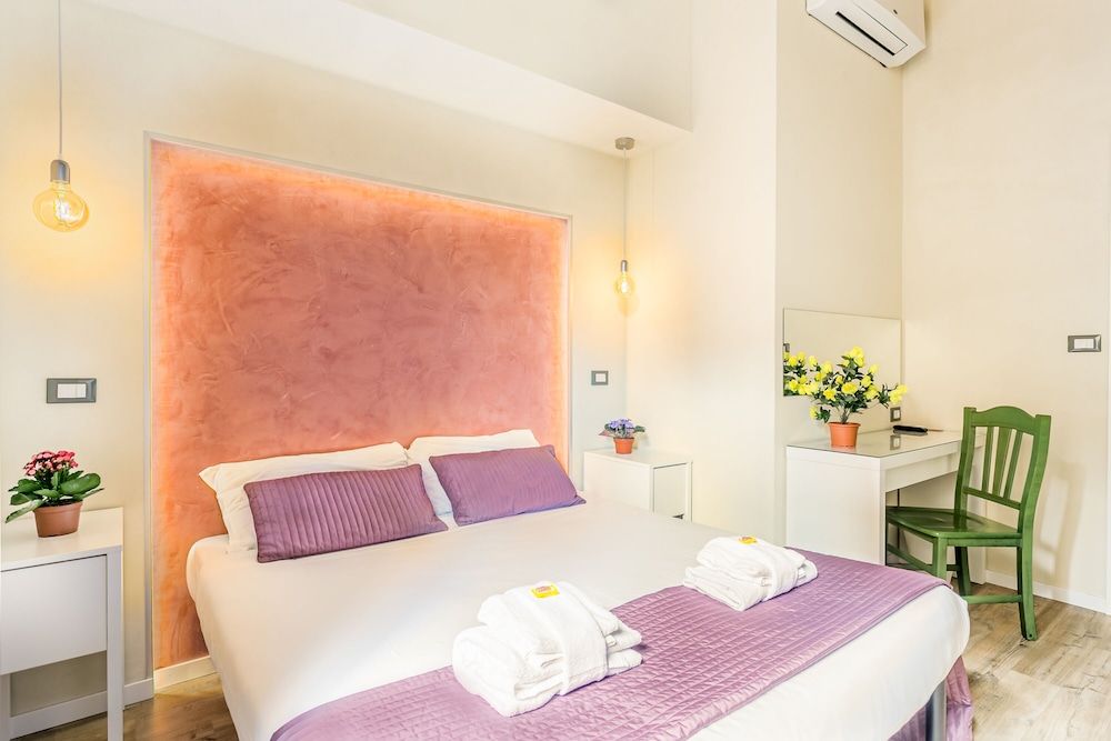 undefined AmoRoma Suite 9