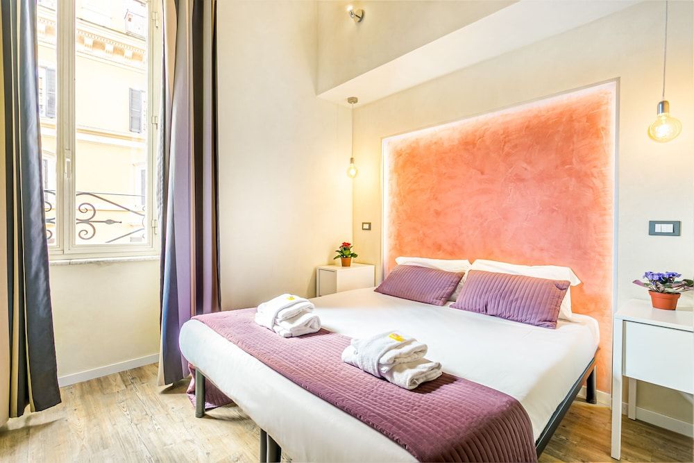 undefined AmoRoma Suite 8