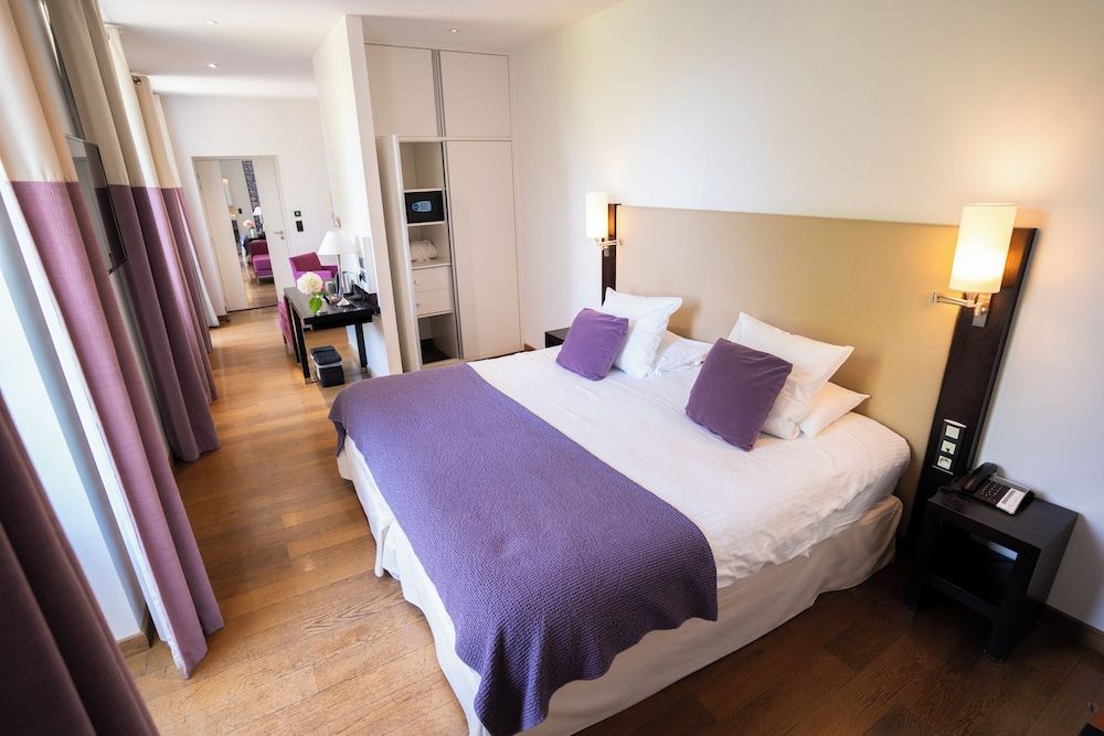 La Ferme de Bourran Deluxe Double Room 3