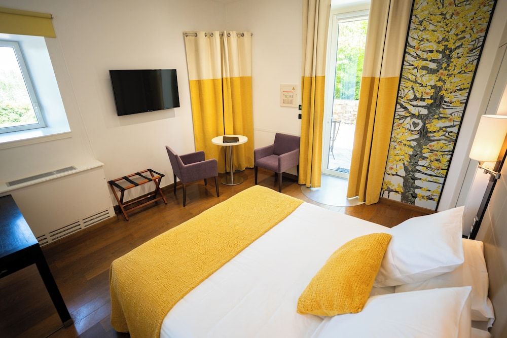 La Ferme de Bourran Classic Double Room 4