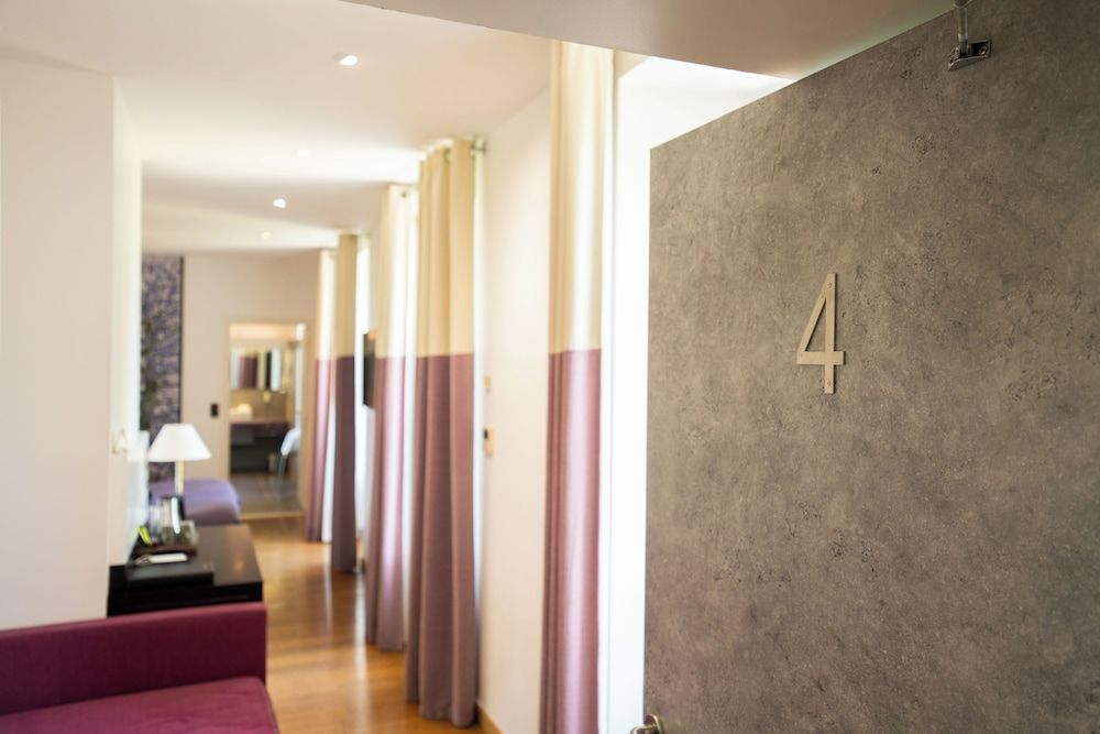 La Ferme de Bourran Deluxe Double Room 13