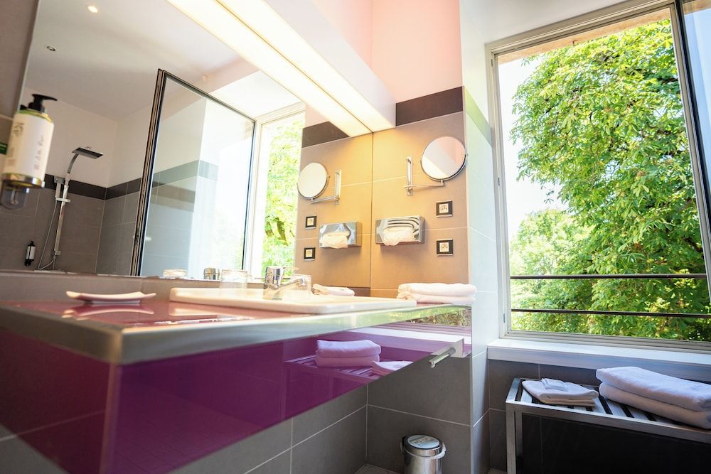 La Ferme de Bourran Classic Double Room 8