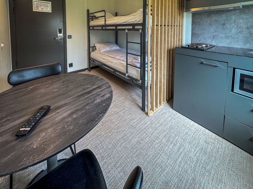 Jönköping Hotel Apartments Standard Room 8