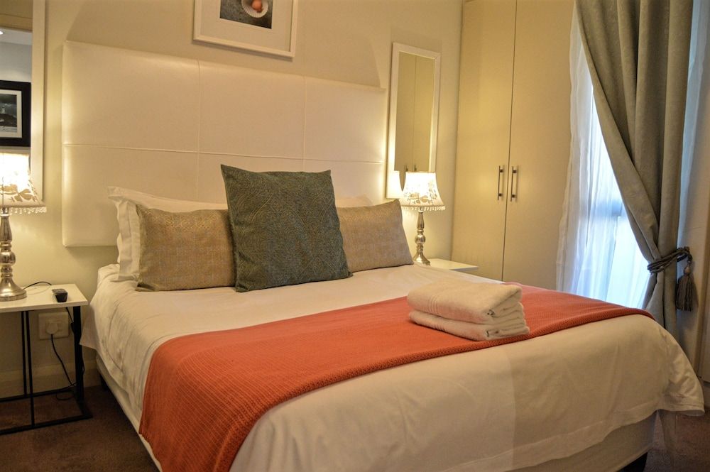 undefined Canal Quays Luxury Apartments 5