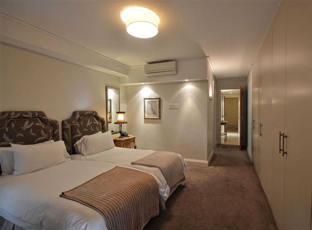Canal Quays Luxury Apartments Standard Room, 2 Bedrooms 3