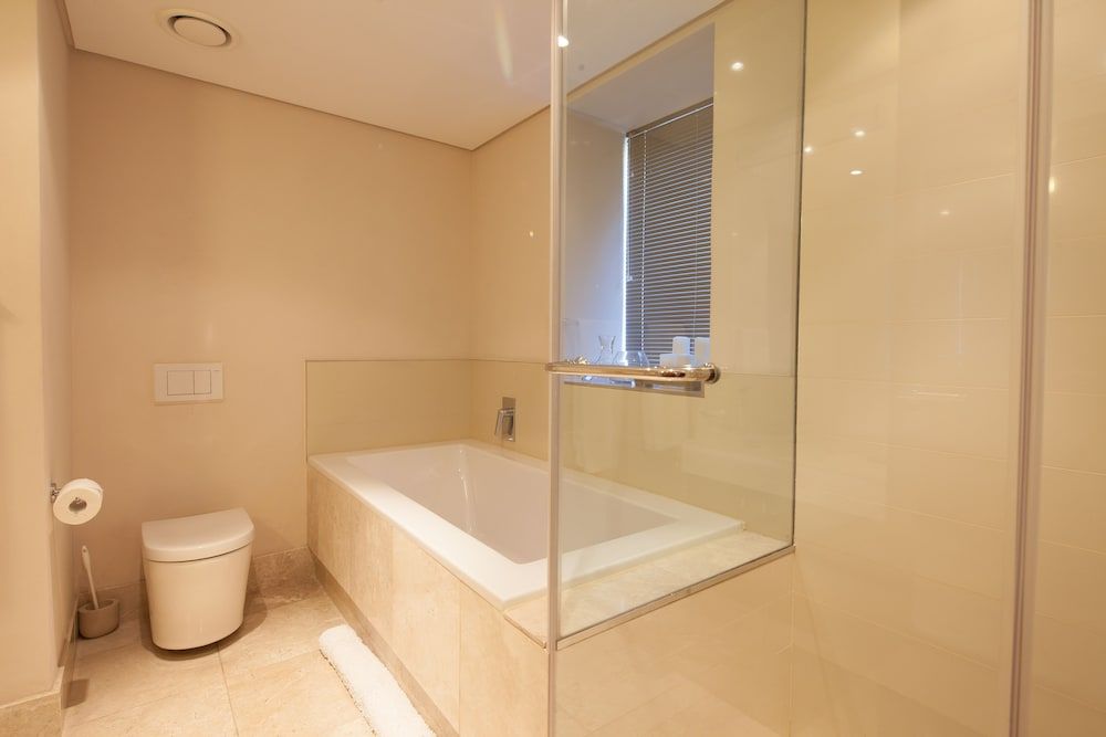 Canal Quays Luxury Apartments Standard Room, 2 Bedrooms 11