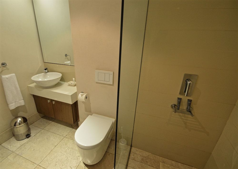 Canal Quays Luxury Apartments Standard Room, 1 Bedroom 22