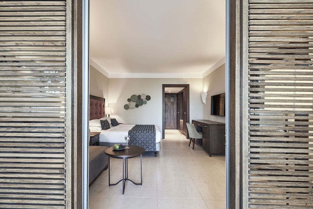 Junior Suite, Garden View