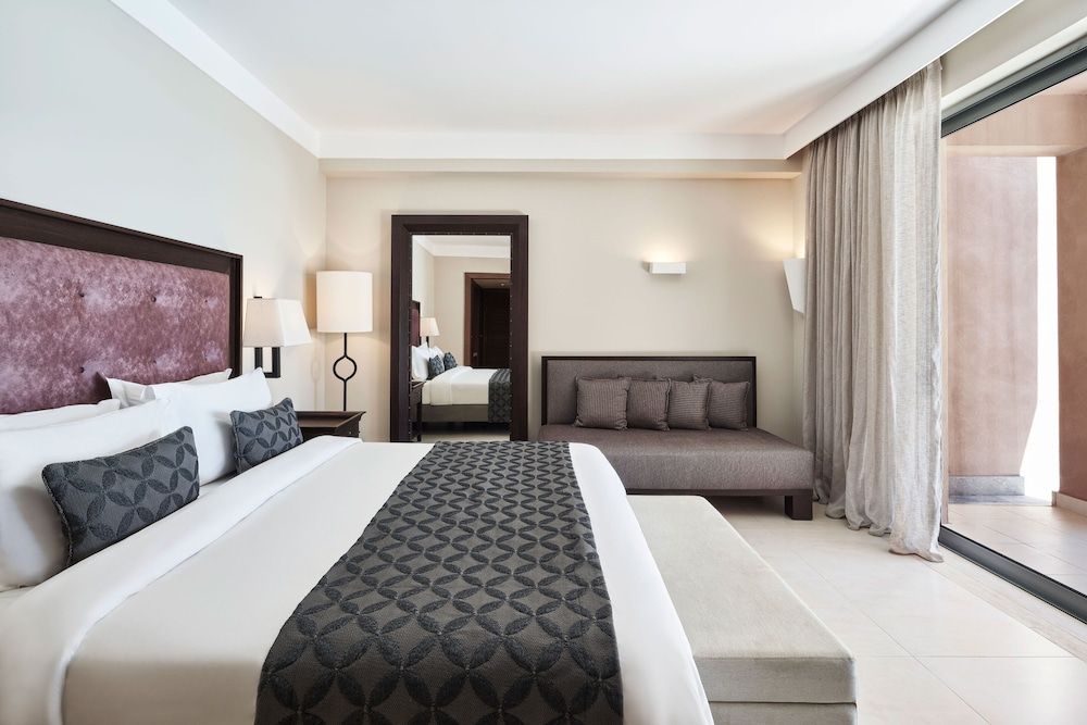 Twin / Double Room Sea View