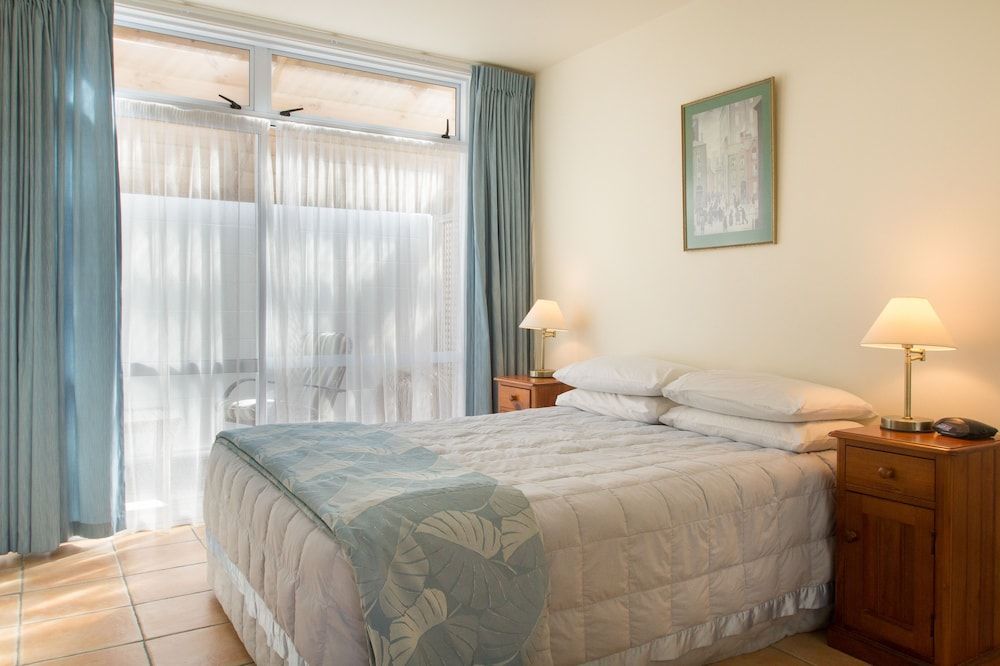 Comfort Studio Suite, 1 Bedroom, Pool View