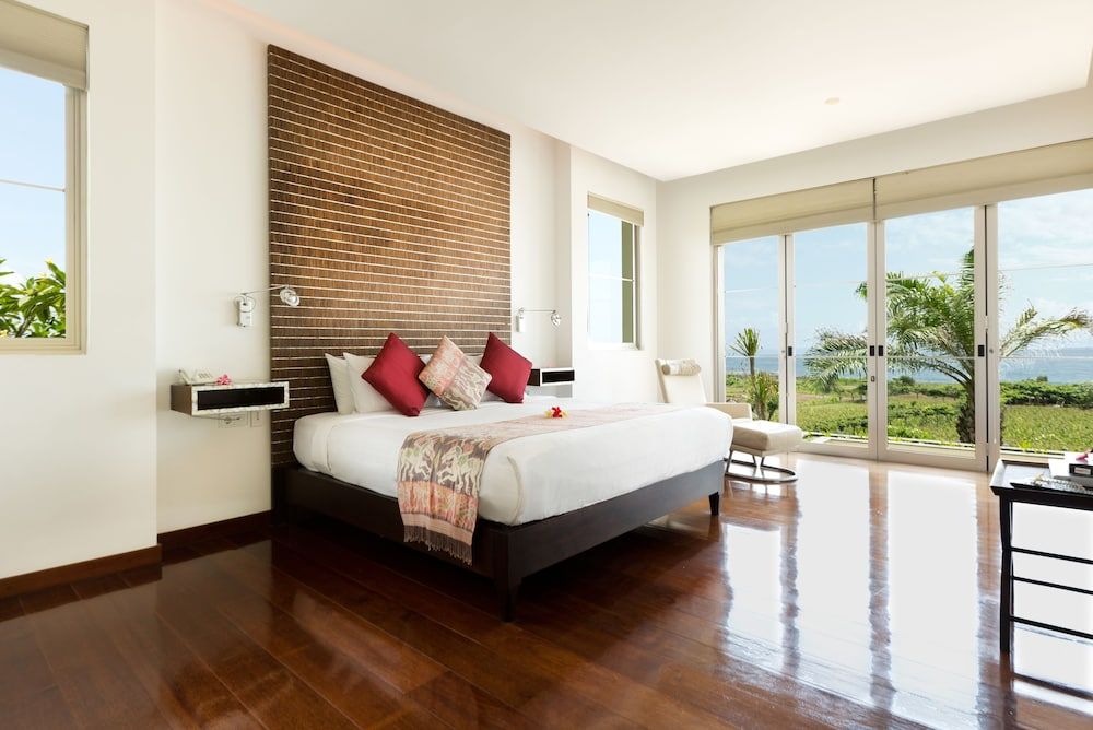 Sanur Residence 3 Bedrooms Deluxe Villa Beachfront 6