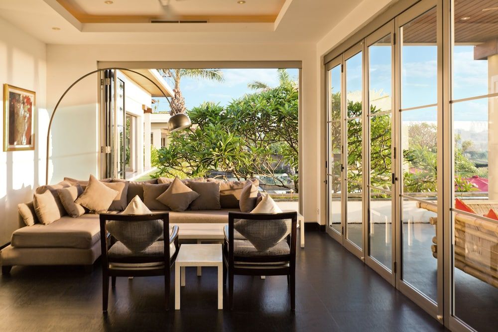 Sanur Residence 3 Bedrooms Deluxe Villa Beachfront 7