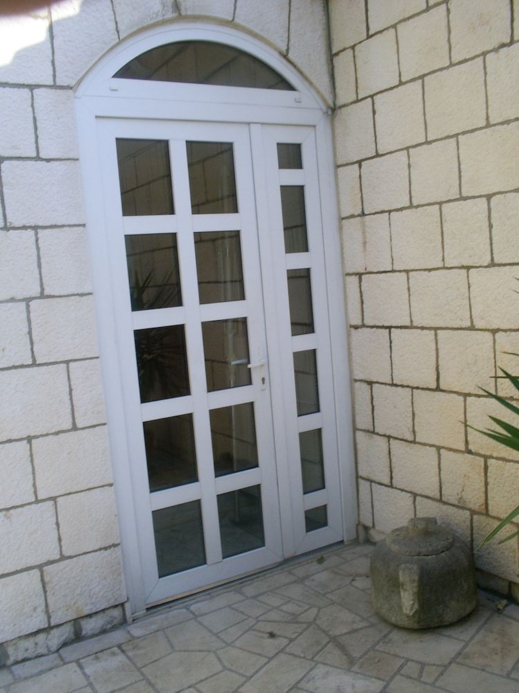 undefined Villa with garden 6