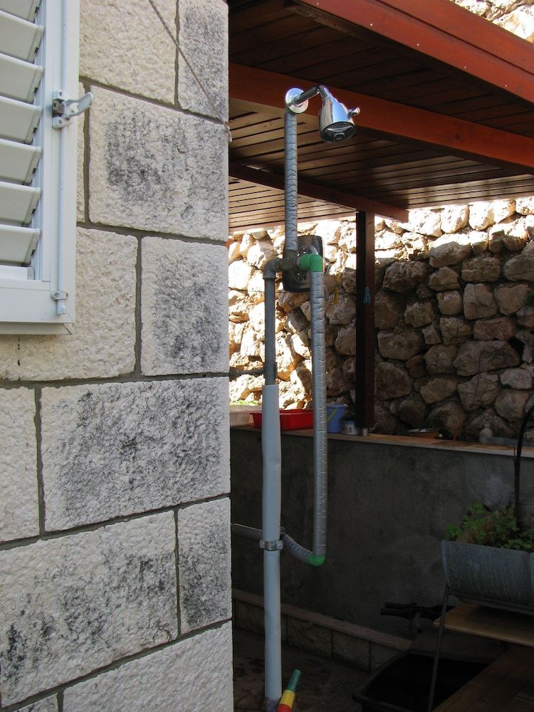 undefined Villa with garden 3