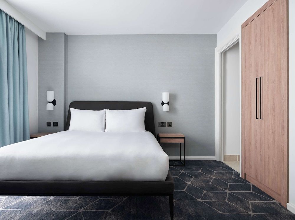 Hyatt House London Stratford Studio, 1 King Bed, Kitchenette, Park View 14