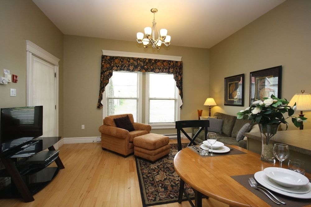 Windmill walk Furnished Apartment (102) 5