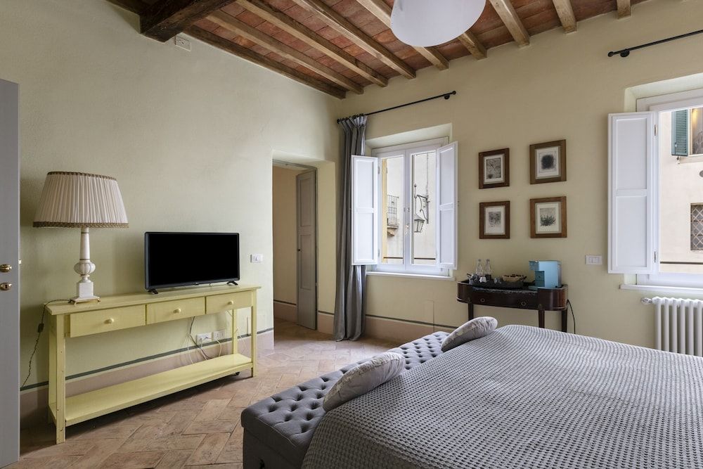 Tuscany View, Montalcino Classic Double Room 15