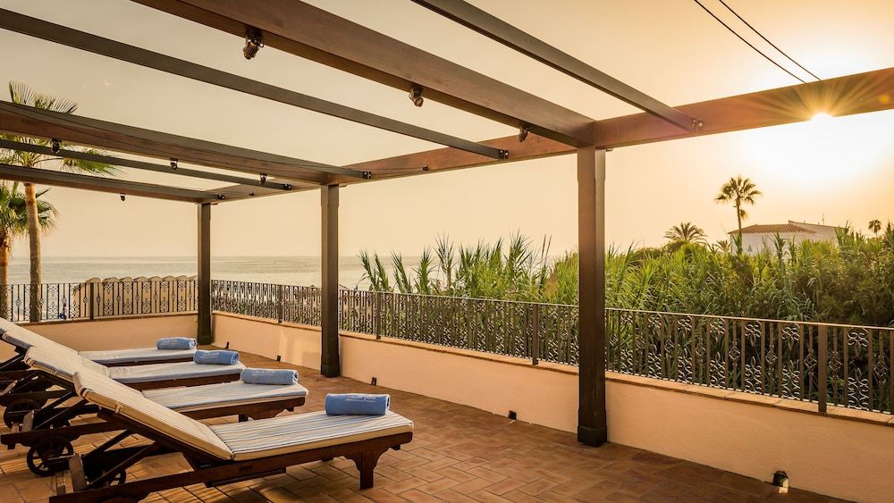 The Residence by Beach House Marbella Junior Suite, 1 King Bed, Non Smoking, Partial Ocean View 2